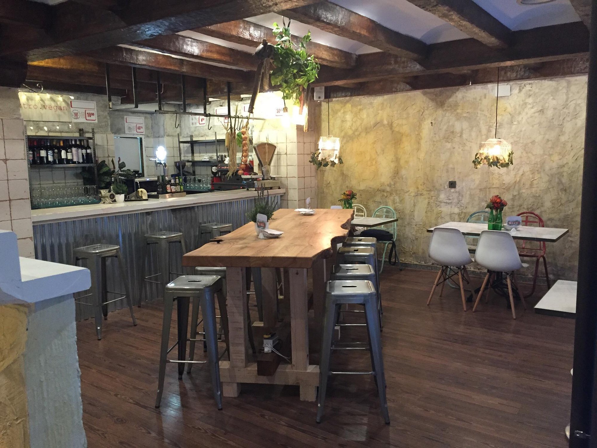 Bar de fondo entrada